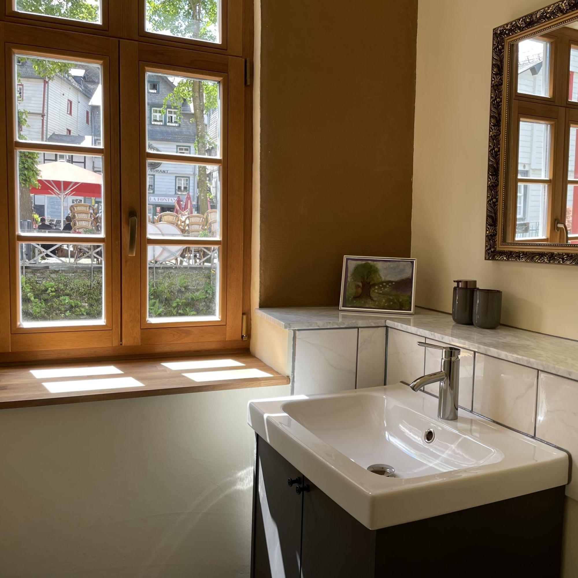 Apartment Am Fluss Im Haus An Der Rur モンシャウ エクステリア 写真